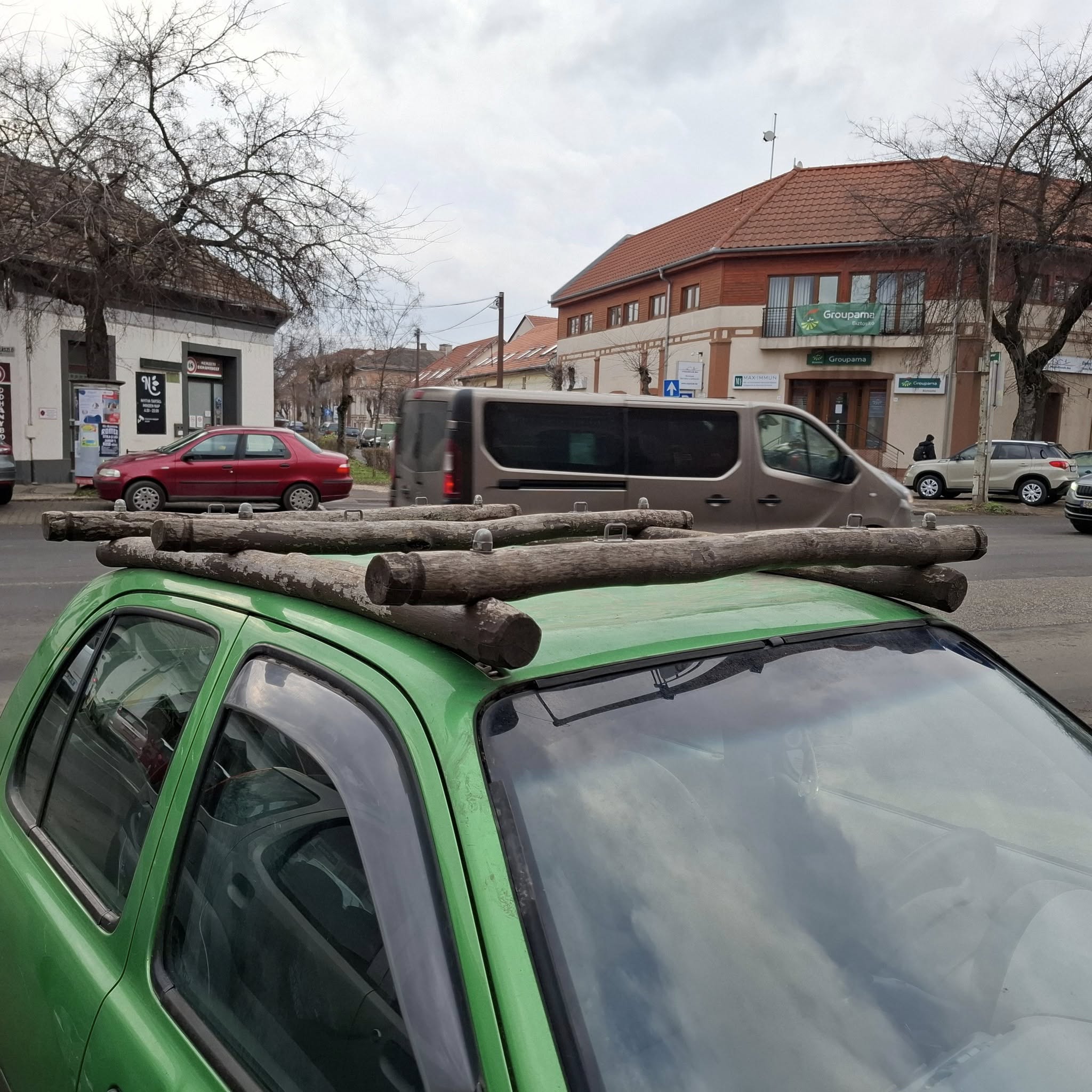 Megvan 2025 magyar barkácszsenije, egy parkolóban fotózták le 2