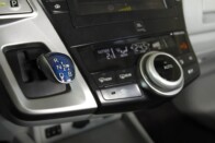 Eleve ronda volt ez a Prius, de valaki tudta fokozni 1 Eleve ronda volt ez a Prius, de valaki tudta fokozni 1