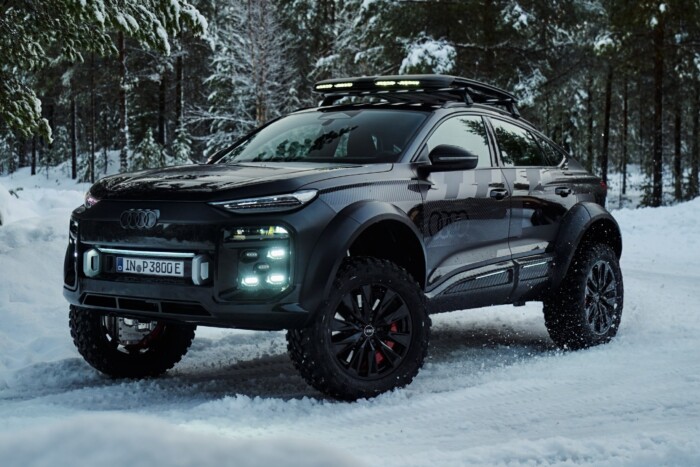 Iszonyatos erő viszi ezt a luxusautót 10