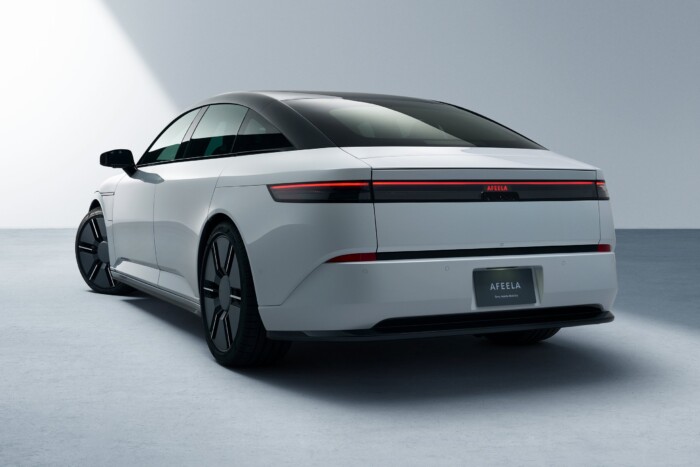 Vége a várakozásnak, itt a Sony első szériaautója 13 | Vezess Vége a várakozásnak, itt a Sony első szériaautója 13