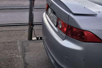 Érdekes dolgot rögzítettek egy hazai autóra, kitalálod, mi az?