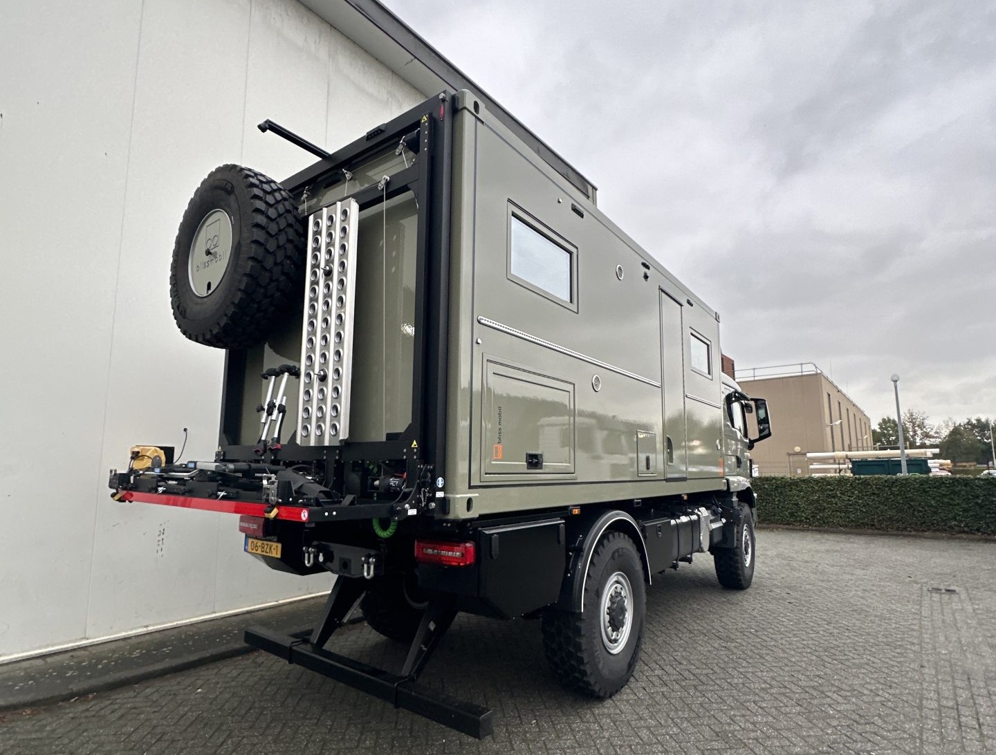 Hetekre elvonulhatsz a világtól ezzel a teherautóval 4