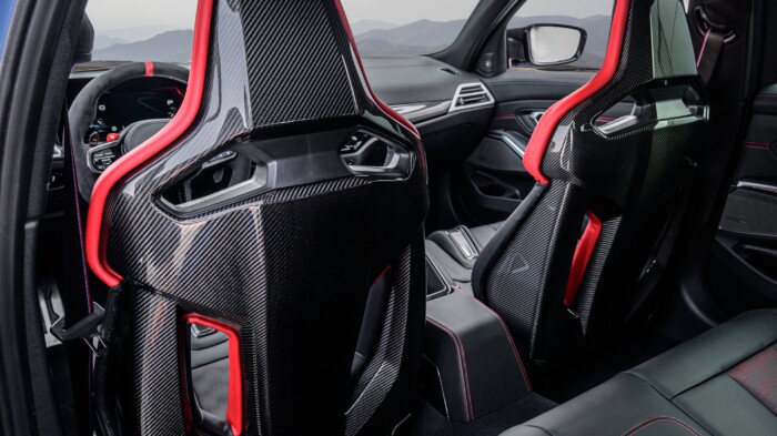 Nem épített még ilyen brutális kombit a BMW 18