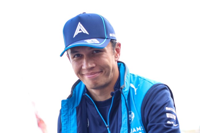 Alexander Albon | Vezess Alexander Albon