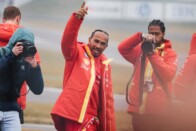 F1: Lebuktatta Hamiltonékat a Ferrari, újra együtt a páros 3