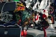 A rendőrök szedték ki a forgalomból a guruló kerti fészert 2 A rendőrök szedték ki a forgalomból a guruló kerti fészert 2