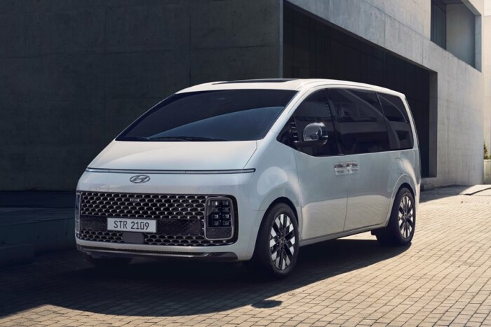 The largest Hyundai 16 gets an electric drivetrain