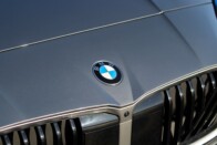 Ezt tudja napjaink egyik olcsóbb BMW-je 54