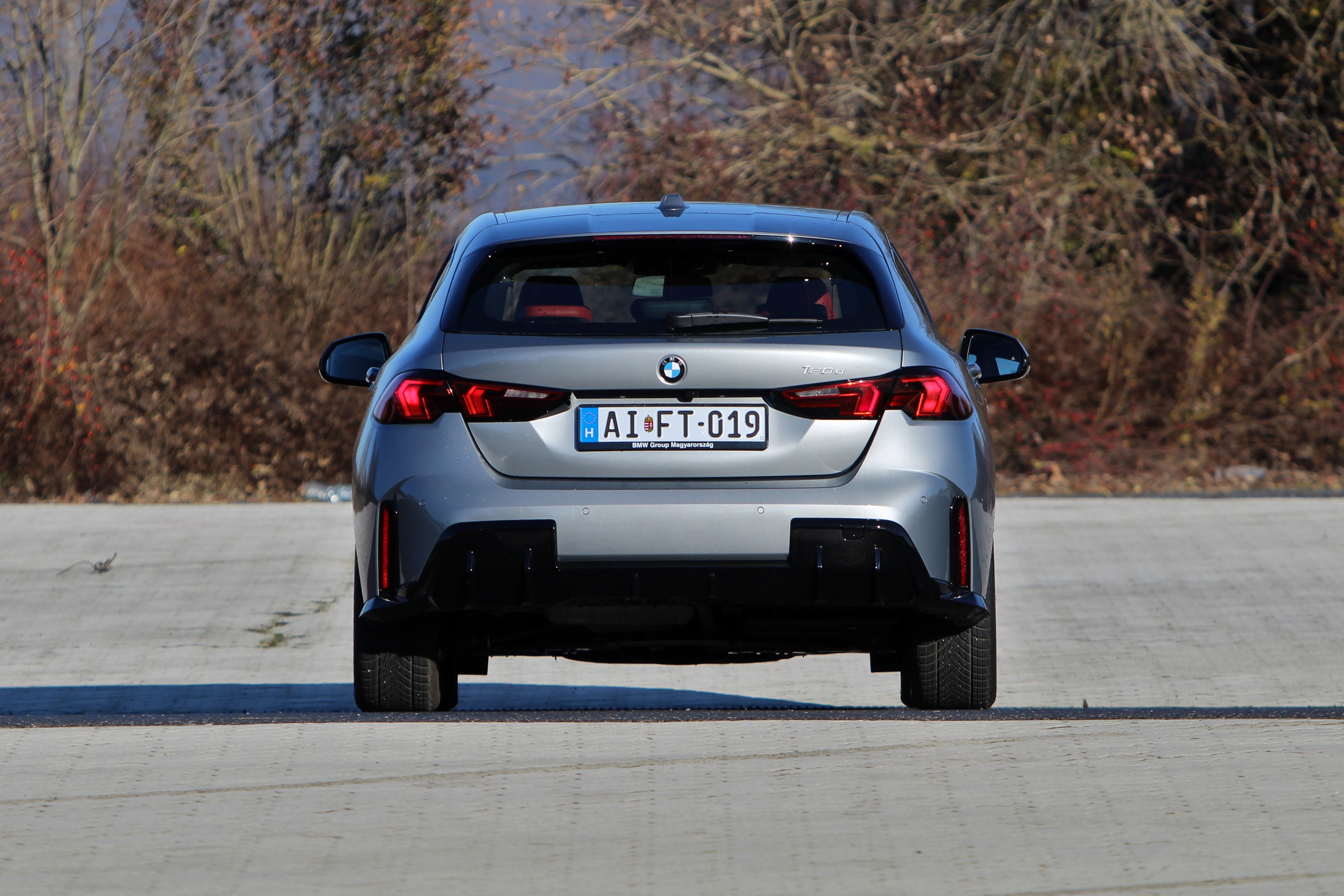 Ezt tudja napjaink egyik olcsóbb BMW-je 15