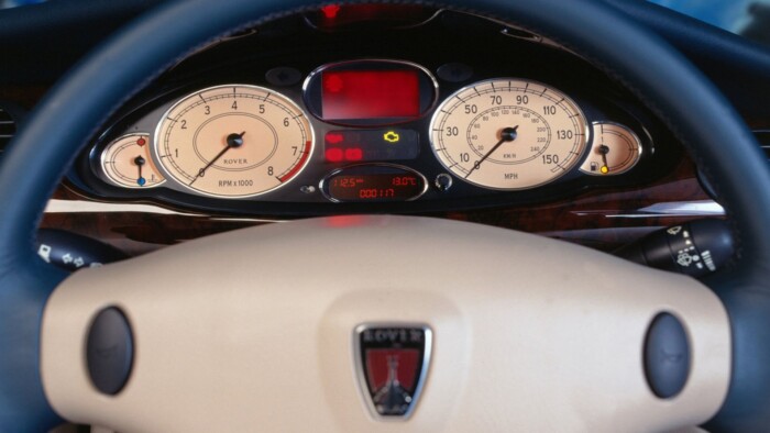 Különleges akarsz lenni egymillióért? Ezek az autók neked szólnak! 3