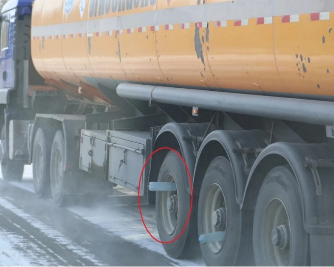 Ha ez a kamionos ismeri a szibériai trükköt, akkor nem jár pórul 2