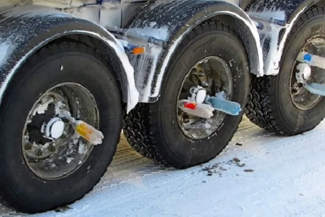 Ha ez a kamionos ismeri a szibériai trükköt, akkor nem jár pórul 1