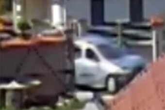 A dohányboltig eljutott, de a kapu már kifogott a részeg sofőrön