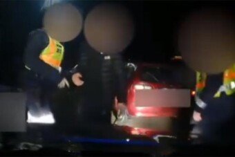 15 éves srác hajszolta autós üldözésbe a rendőröket
