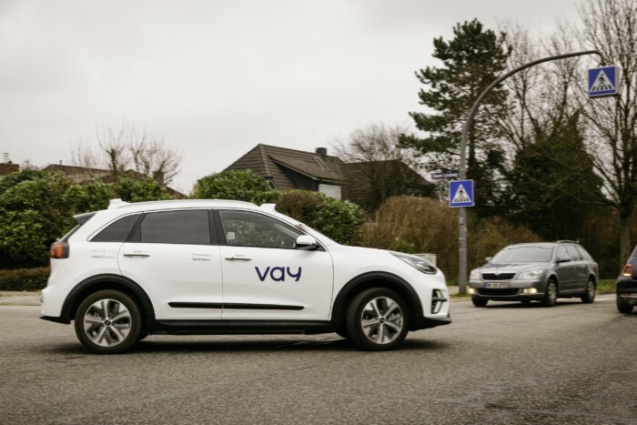 Utaznál távirányítós autóban? Itt megteheted! 8