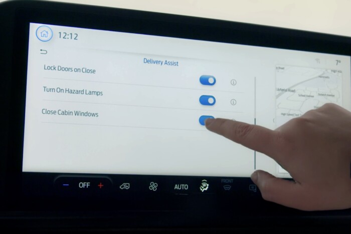 Kritikus feladatokat vesz át sofőrjétől ez a furgon 6