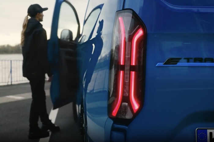 Kritikus feladatokat vesz át sofőrjétől ez a furgon 5