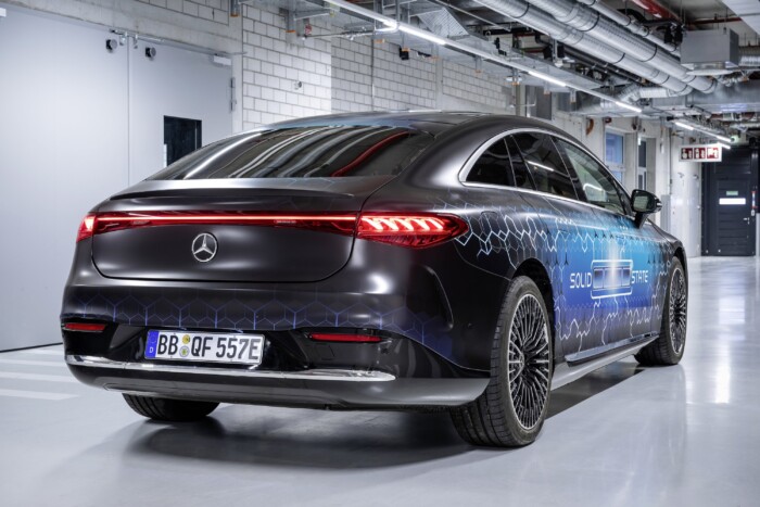 1000 km hatótávolságú villanyautó a Mercedestől 6 | Vezess 1000 km hatótávolságú villanyautó a Mercedestől 6