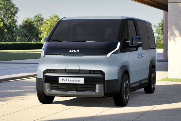 Kisbusszal újít a Kia 6