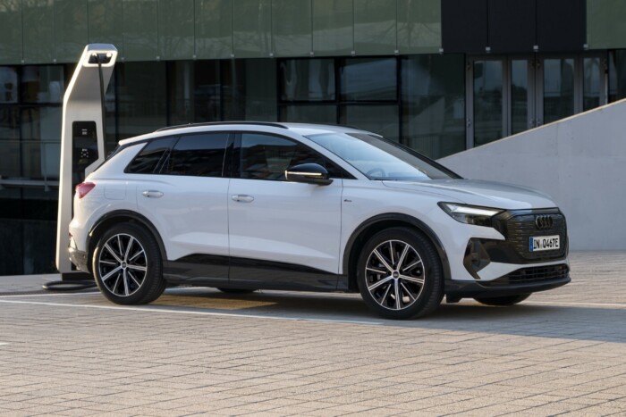 Mindenből rosszabb, mindenből jobb az új Audi 5