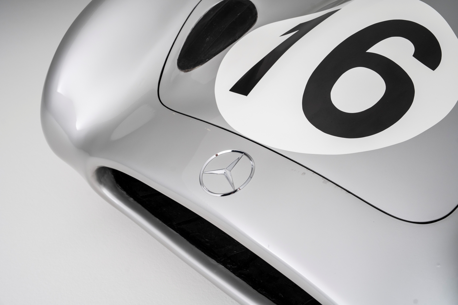 Valakinek 21 milliárdot ért ez a régi Mercedes