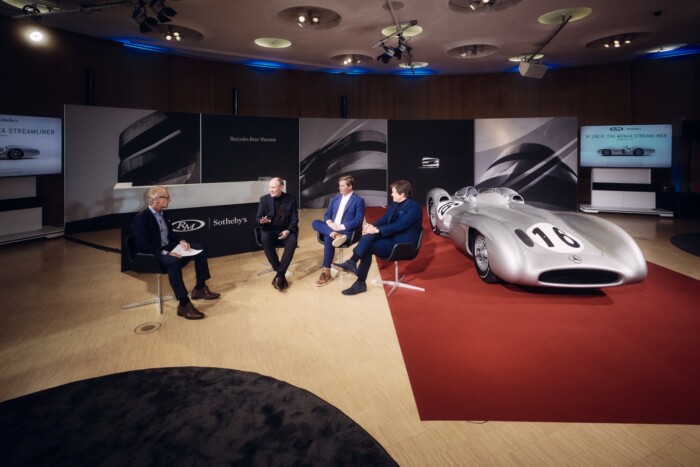 Valakinek 21 milliárdot ért ez a régi Mercedes 8