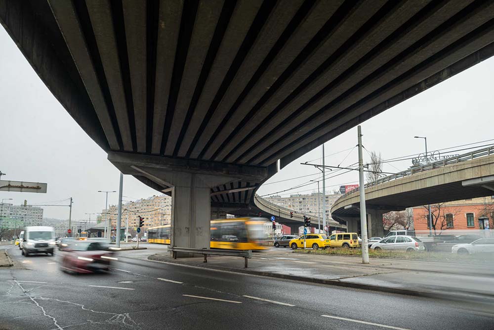 Felújítás előtti lezárások lesznek az Árpád hídnál