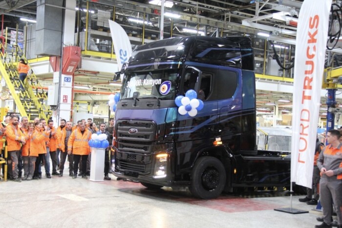 Különleges mérföldkövet ünnepelnek ezzel a járművel