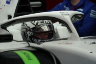 Váratlan vendég jelent meg a Forma-1-es teszten 2 Váratlan vendég jelent meg a Forma-1-es teszten 2