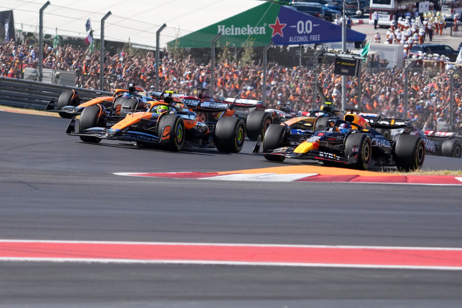 A Netflixre költözhetnek az F1-es futamok