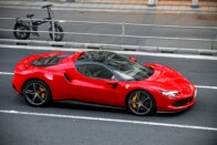 Újabb Ferrarit szentségtelenítettek meg? 9