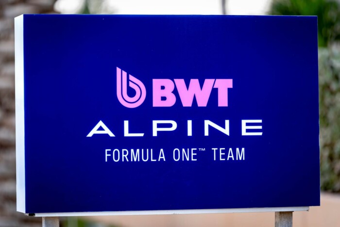 Melyik csapatok indulnak a Forma-1-ben 2026-ban? 9