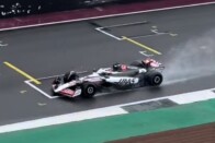 F1: Már a bejáratáson megtört az új autó 1