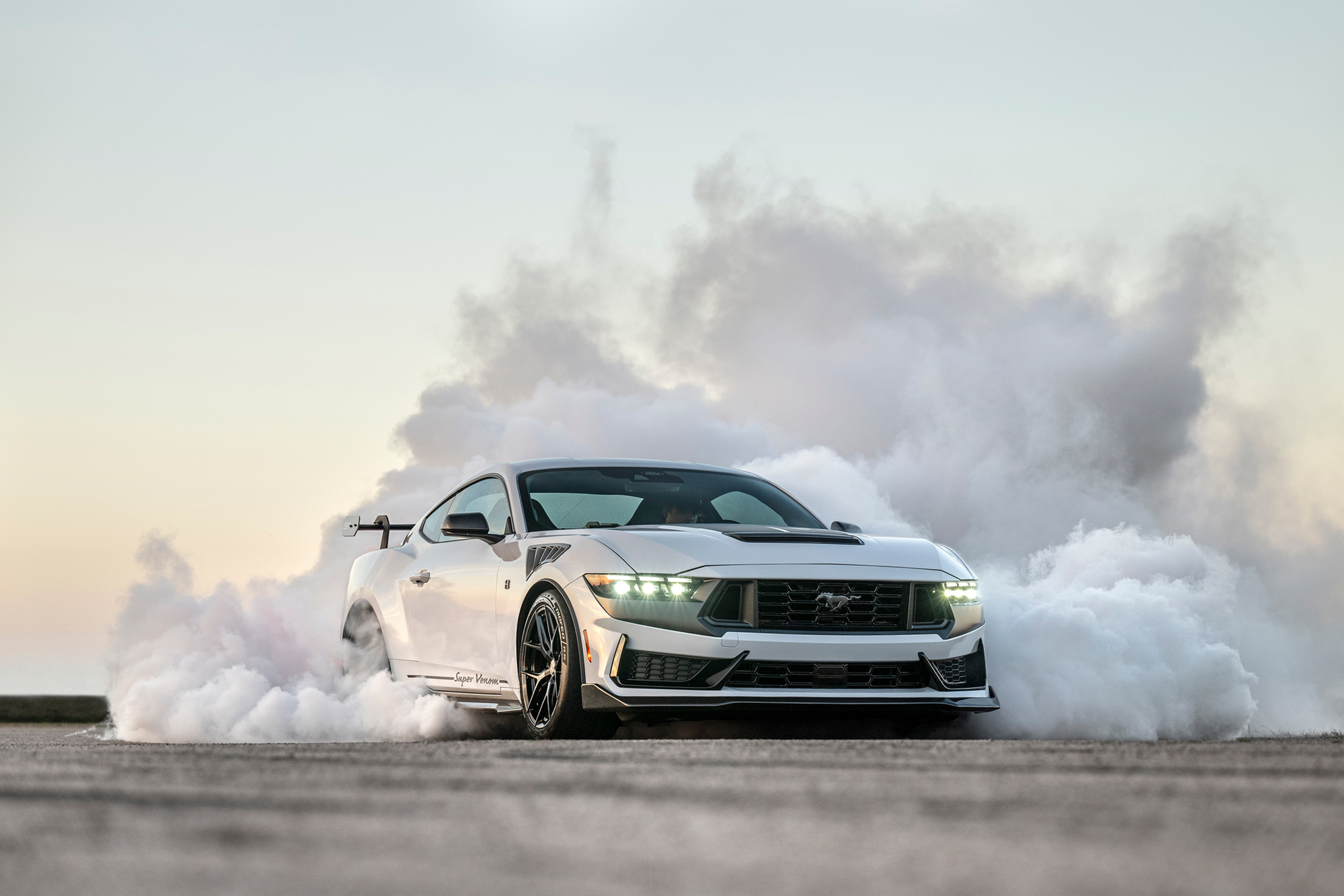Szupermérges Mustang készült Texasban 850 lóerővel