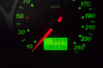 Ezeket az autókat tekerik vissza nagyüzemben Magyarországon