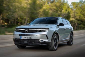 380 kilométert ment árammal az Opel hibridje