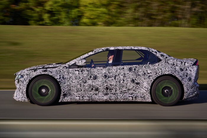 Íme, a debreceni BMW szexi nővére! 6 | Vezess Íme, a debreceni BMW szexi nővére! 6