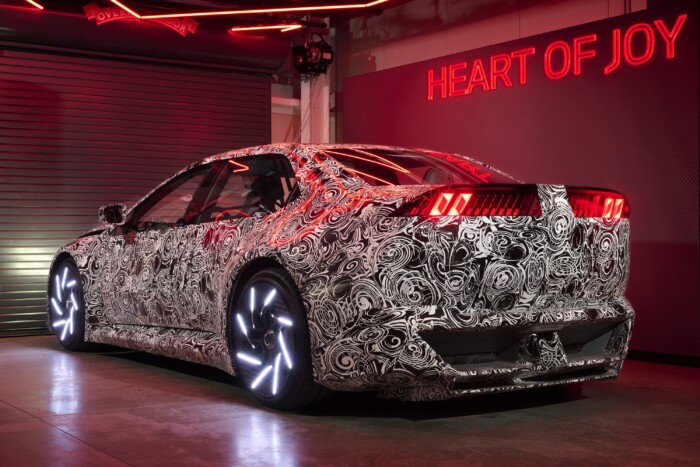 Íme, a debreceni BMW szexi nővére! 7 | Vezess Íme, a debreceni BMW szexi nővére! 7