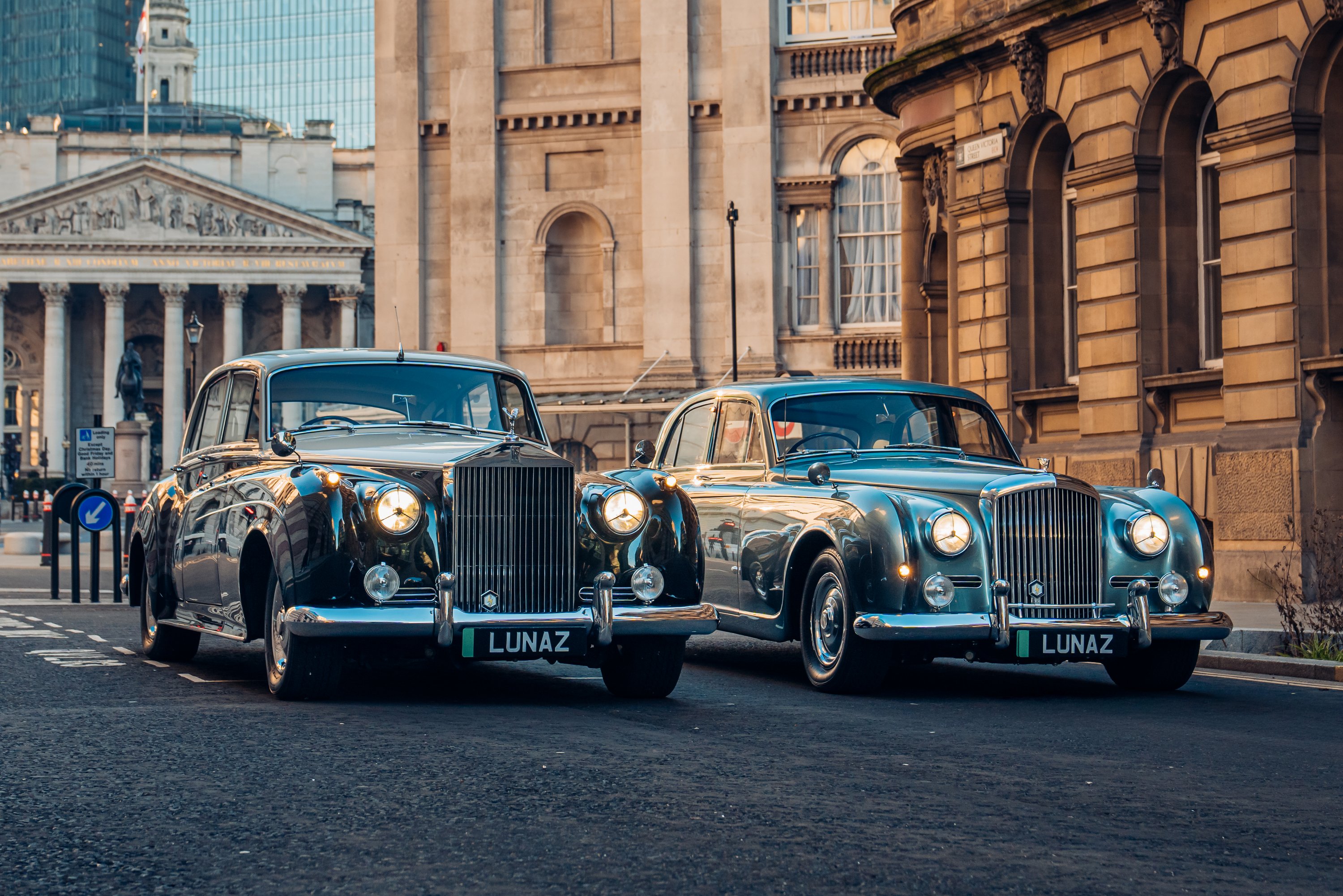 r-r_silver_cloud_and_bentley_by_lunaz | Vezess | Vezess