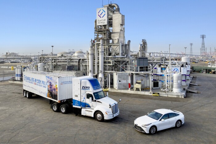 Kikukázná a dízelmotort a teherjárművekből a Toyota 6