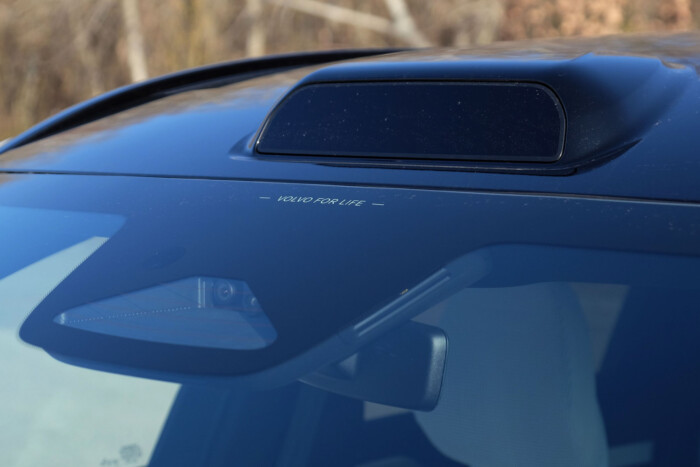 Családi behemót hét üléssel, 517 lóerővel 24