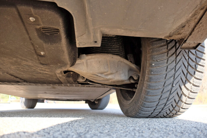 Családi behemót hét üléssel, 517 lóerővel 22