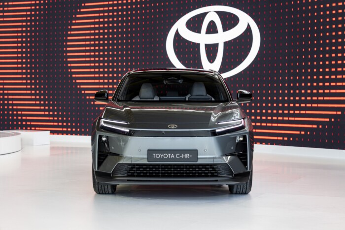 Csökkent, de brutális a Toyota eladása 1 | Vezess Csökkent, de brutális a Toyota eladása 1
