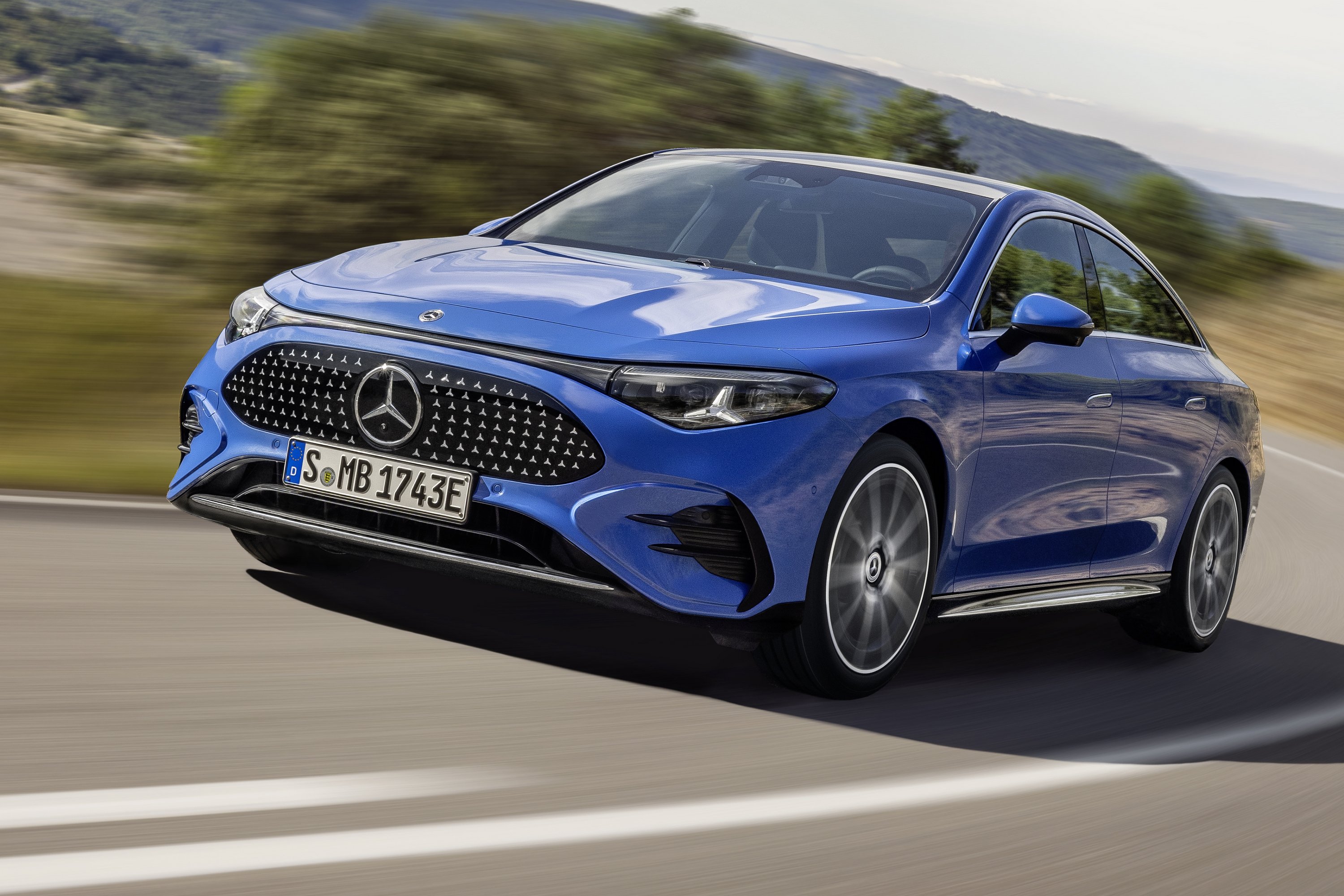 Der neue Mercedes-Benz CLA großartig mühelos intuitiv und flexibel The all-new Mercedes-Benz CLA gorgeous effortless intuitive and flexible | Vezess | Vezess