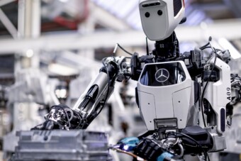 Emberszabású robotok jelentek meg Kecskeméten