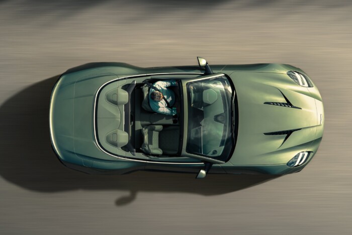 Nincs ma ennél gyorsabb orrmotoros kabrió 6