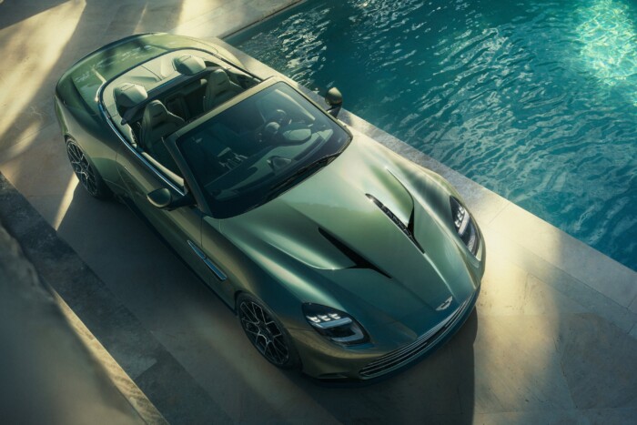 Nincs ma ennél gyorsabb orrmotoros kabrió 9