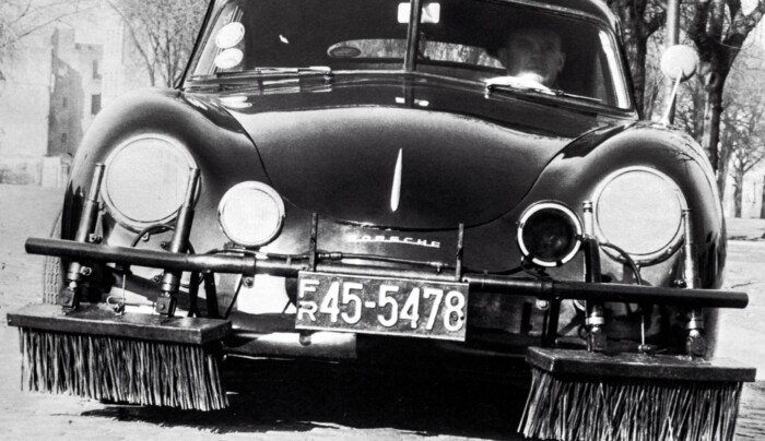 Csempészeket hajszolt a seprűvel felszerelt Porsche 1 Csempészeket hajszolt a seprűvel felszerelt Porsche 1