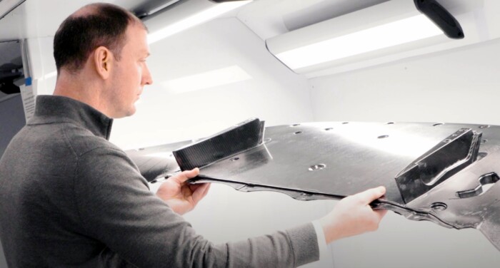 Repülőgépgyártásból vesz át technológiát a McLaren 7