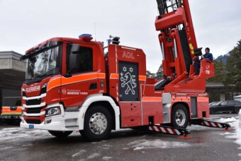 Apró, de hatékony tűzoltóautó áll szolgálatba Svájcban